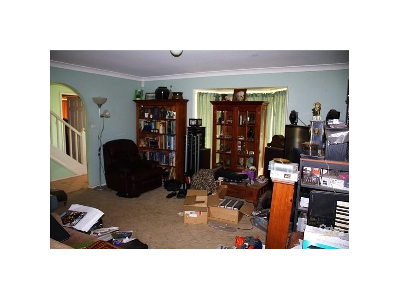 8 Oxford Drive, Lake Haven NSW 2263