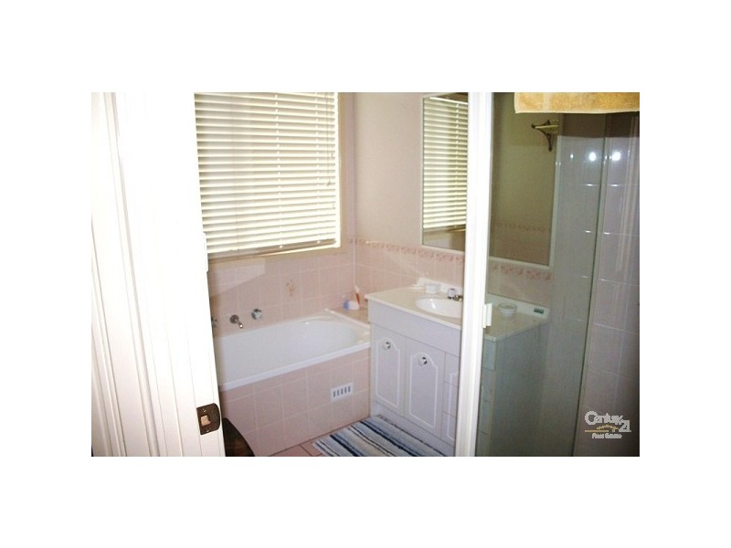 2 Eliza Close, Mardi NSW 2259