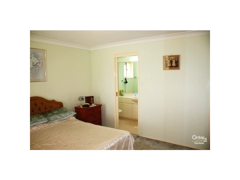 8 Casurina Close, Lake Haven NSW 2263