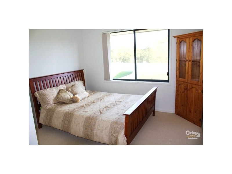 11 Bougainvillea Rd West, Hamlyn Terrace NSW 2259