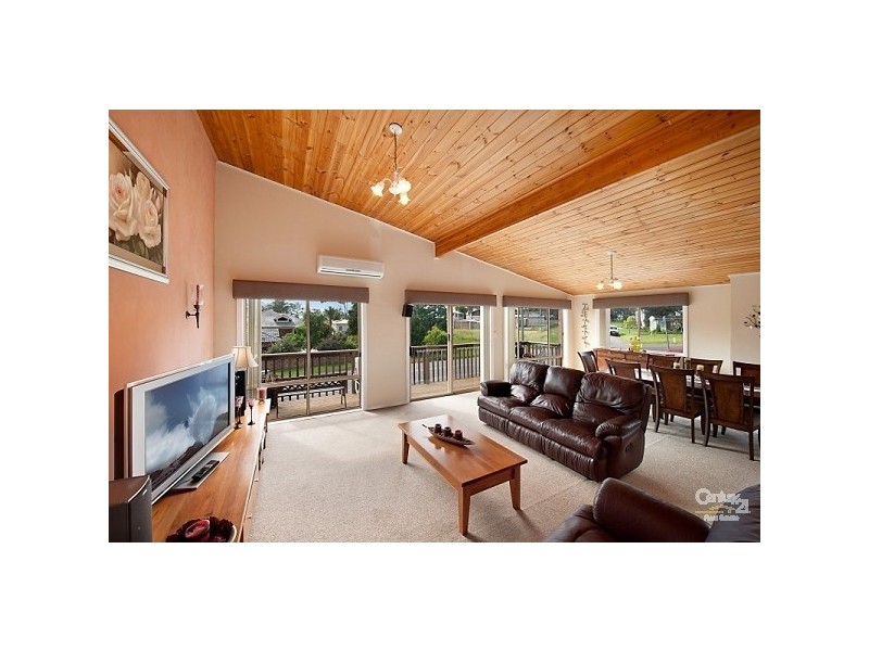 419 Tuggerawong Road, Tuggerawong NSW 2259