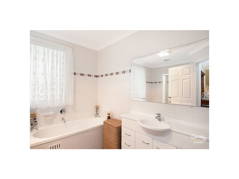 419 Tuggerawong Road, Tuggerawong NSW 2259