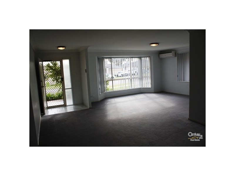 13 bayberry, Woongarrah NSW 2259