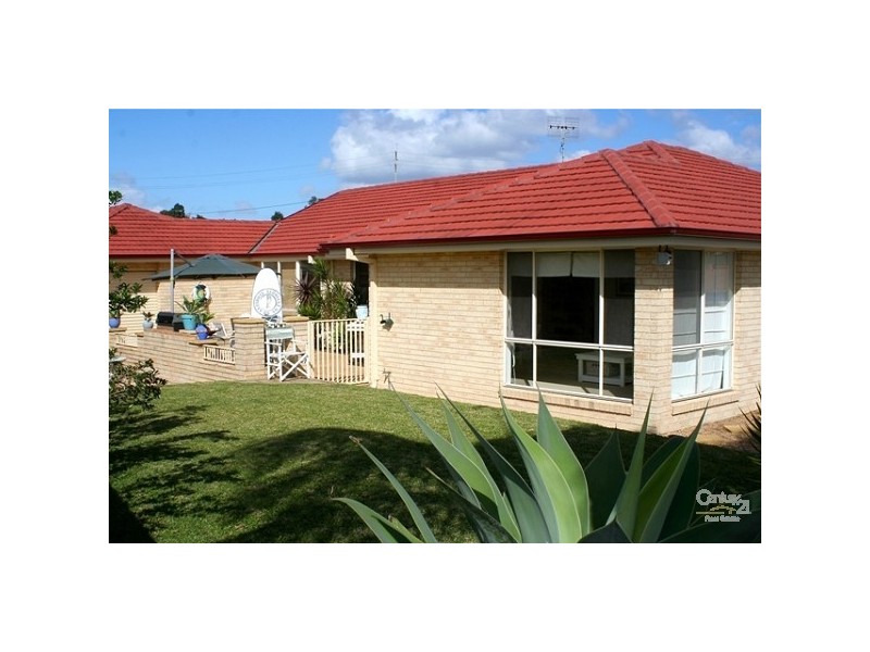 16 Mountain View Drive, Woongarrah NSW 2259