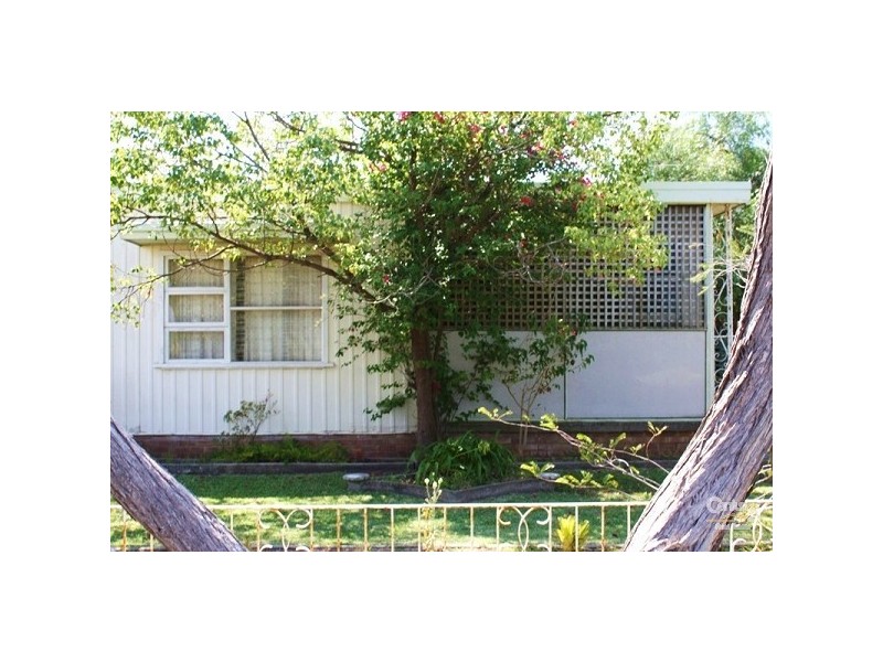 9 Clucas Avenue, Gorokan NSW 2263