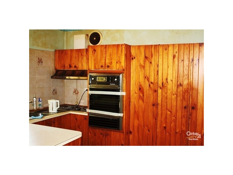 9 Clucas Avenue, Gorokan NSW 2263