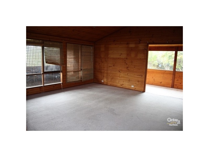 12 Webber Road, Wyee NSW 2259