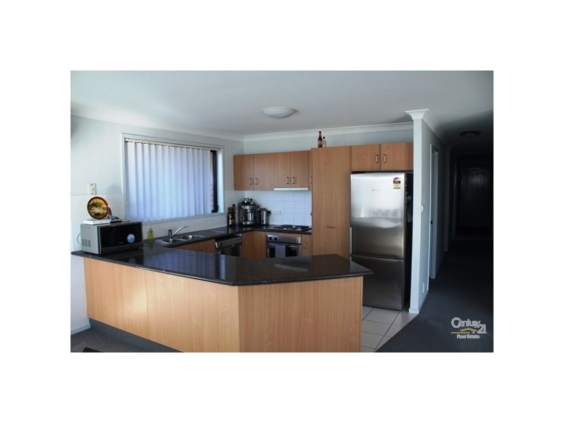 22 Greenhaven Circuit, Woongarrah NSW 2259