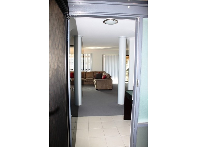 22 Greenhaven Circuit, Woongarrah NSW 2259