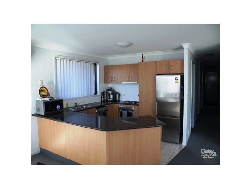 22 Greenhaven Circuit, Woongarrah NSW 2259