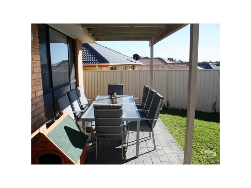 22 Greenhaven Circuit, Woongarrah NSW 2259