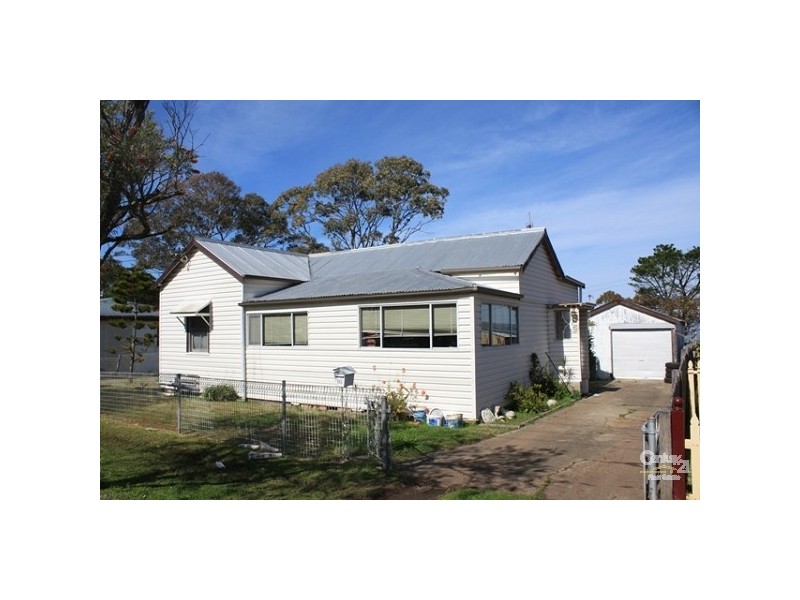16 Mary Street, Gorokan NSW 2263