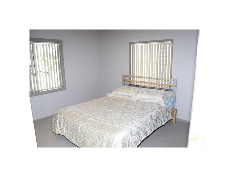 9 Stelling Avenue, Kanwal NSW 2259