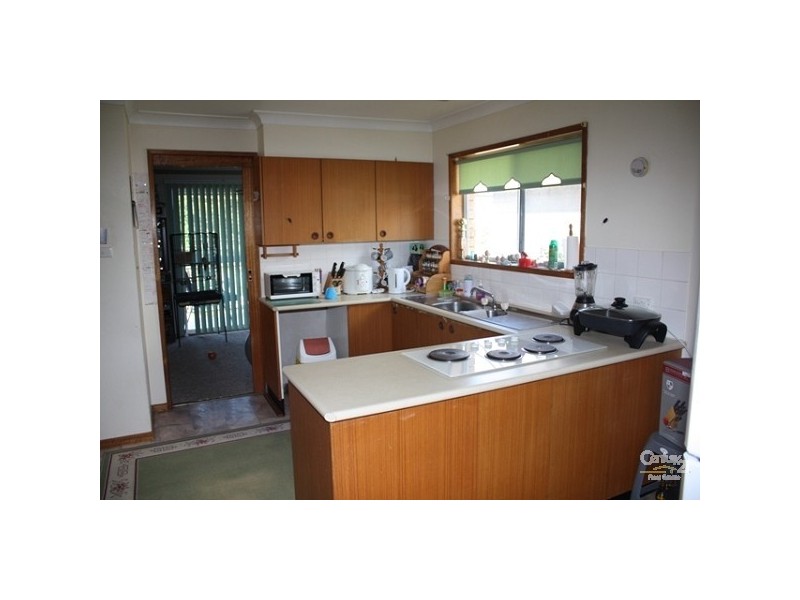 22 Grandview Parade, Gorokan NSW 2263
