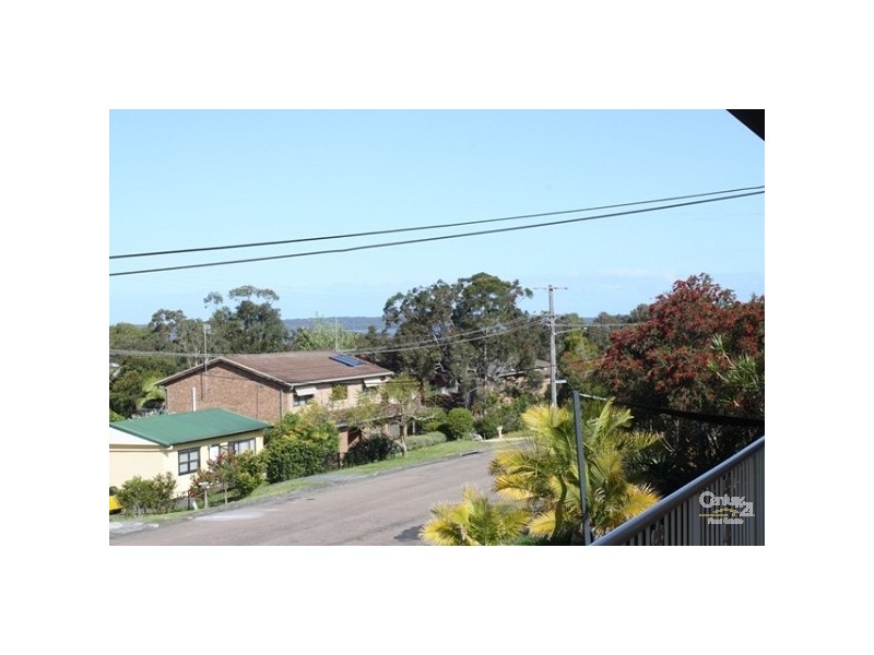 22 Grandview Parade, Gorokan NSW 2263