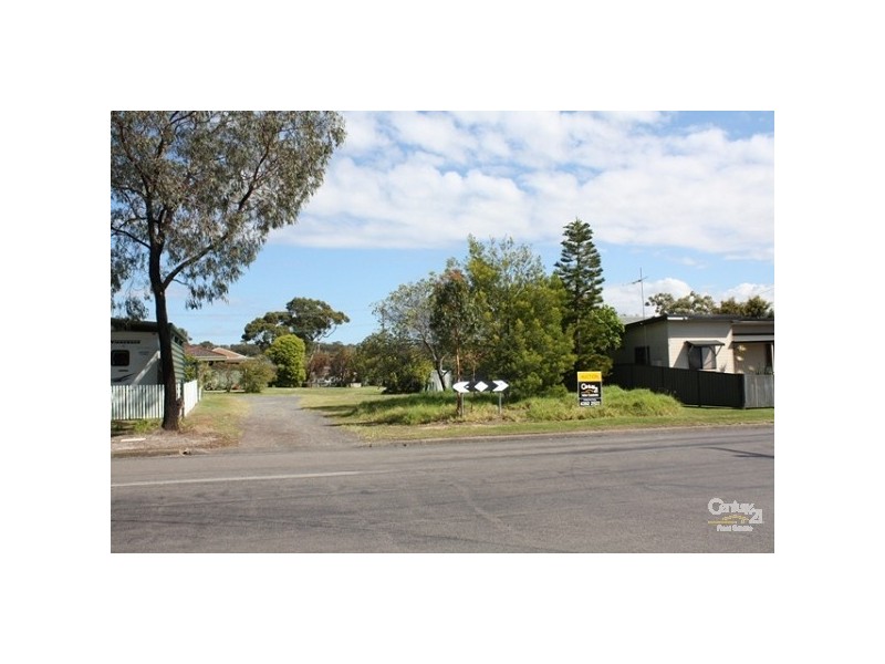 20 Dudley Street, Gorokan NSW 2263