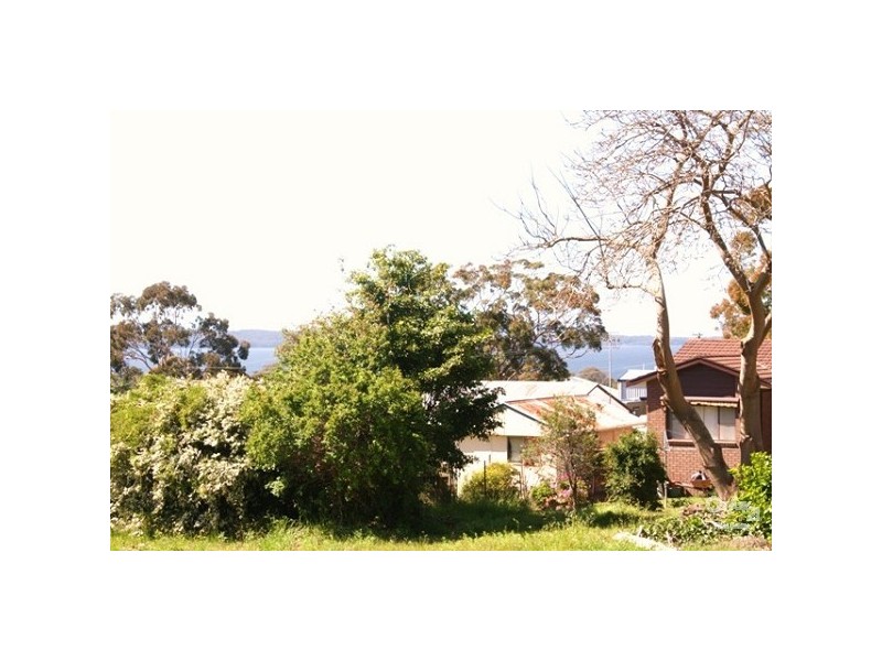 13 Skyline Street, Gorokan NSW 2263