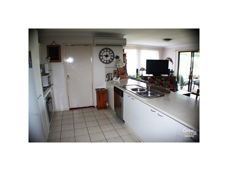 4 Bayberry Avenue, Woongarrah NSW 2259