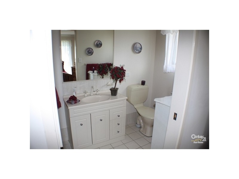 4 Bayberry Avenue, Woongarrah NSW 2259