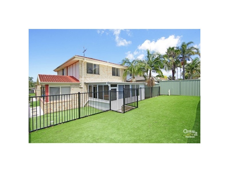 102 Pinehurst Way, Blue Haven NSW 2262