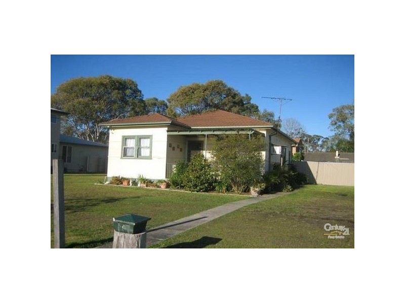14 Marmion Street, Mannering Park NSW 2259