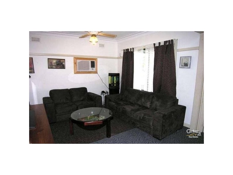 14 Marmion Street, Mannering Park NSW 2259
