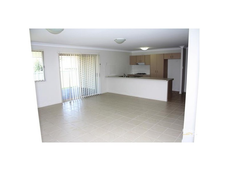 8 Wirruna Avenue, Woongarrah NSW 2259