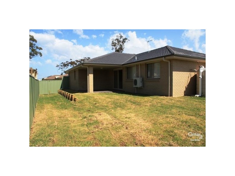 8 Wirruna Avenue, Woongarrah NSW 2259