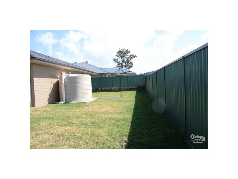 8 Wirruna Avenue, Woongarrah NSW 2259