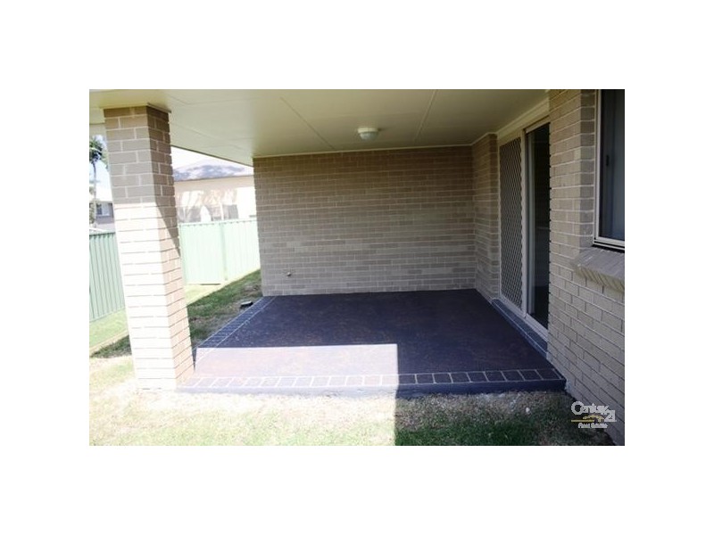 8 Wirruna Avenue, Woongarrah NSW 2259