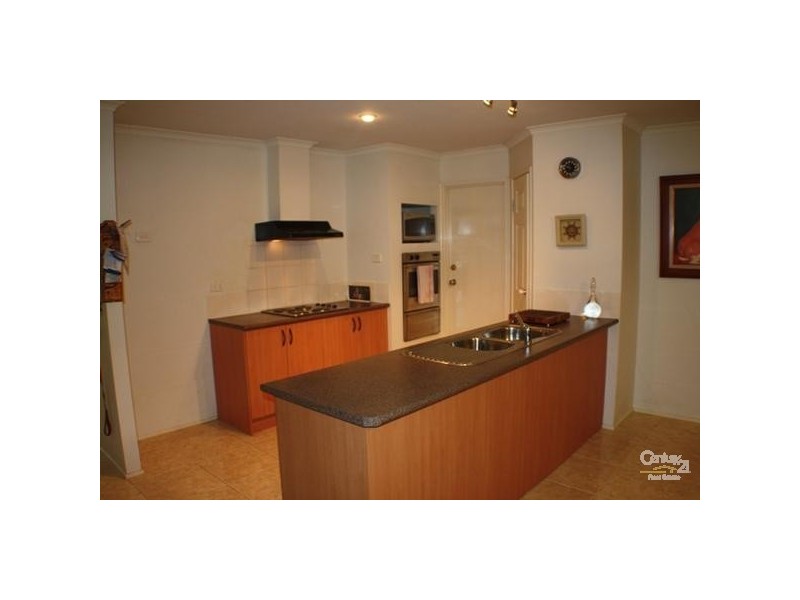 14 Highcliff Close, Woongarrah NSW 2259