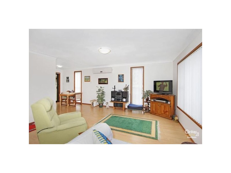6a Cochrane Avenue, Canton Beach NSW 2263