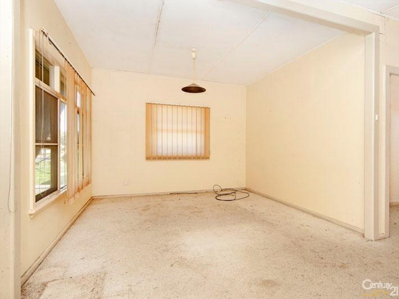 9 Michele Avenue, Noraville NSW 2263