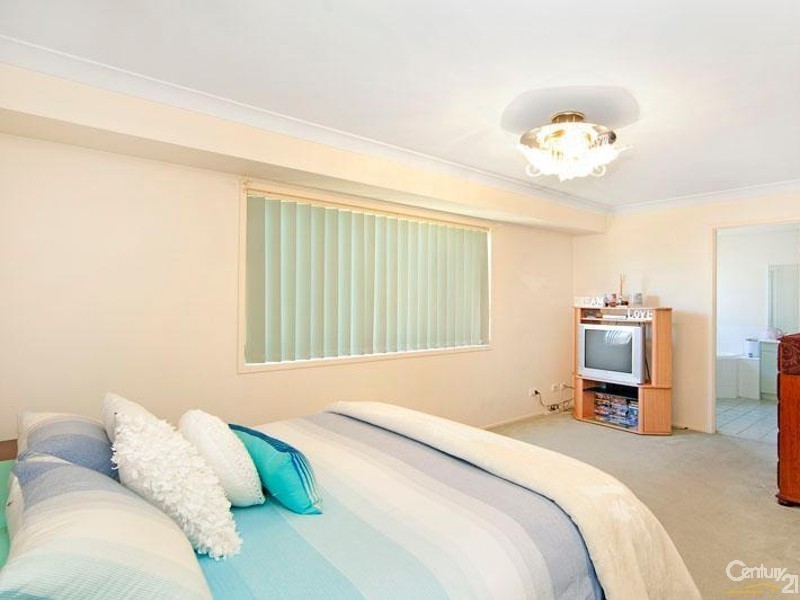 24 Bayberry Avenue, Woongarrah NSW 2259