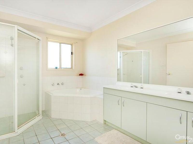 24 Bayberry Avenue, Woongarrah NSW 2259