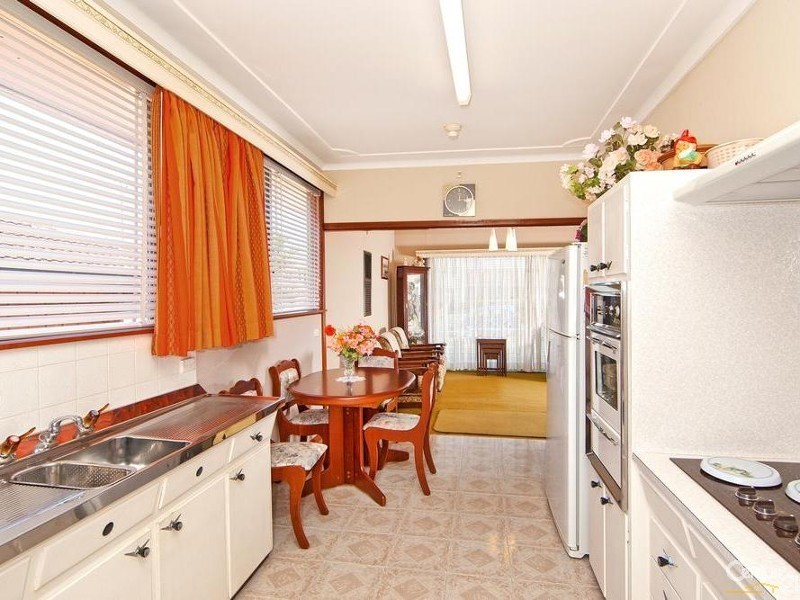 7 Athol Street, Toukley NSW 2263