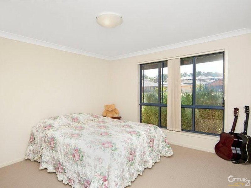 12 Viewfield Crescent, Woongarrah NSW 2259