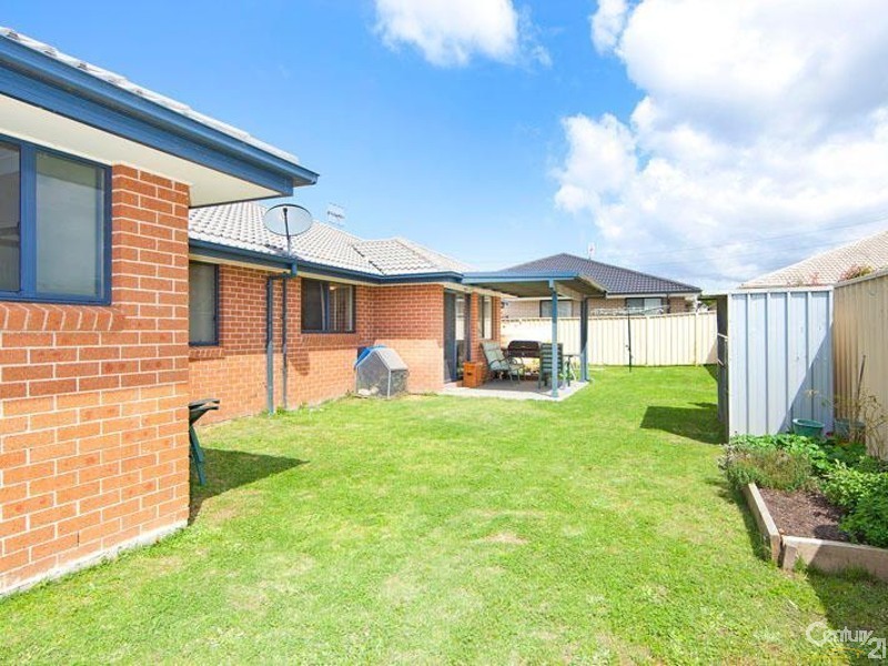 12 Viewfield Crescent, Woongarrah NSW 2259