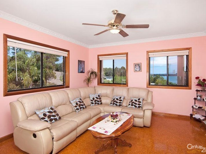 19 Anita Avenue, Lake Munmorah NSW 2259