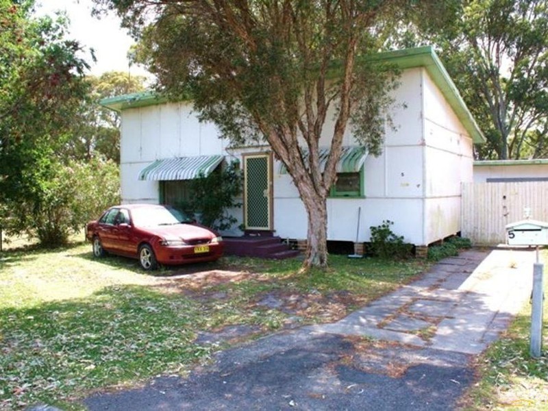 5 Dalnott Street, Gorokan NSW 2263