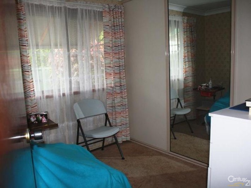 4/10 Moss Avenue, Toukley NSW 2263