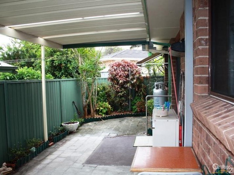 4/10 Moss Avenue, Toukley NSW 2263