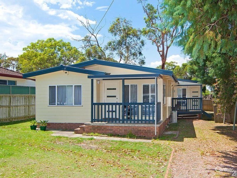 62 Maxwell Avenue, Gorokan NSW 2263