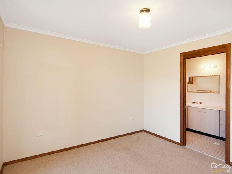 4 Seventh Avenue, Toukley NSW 2263