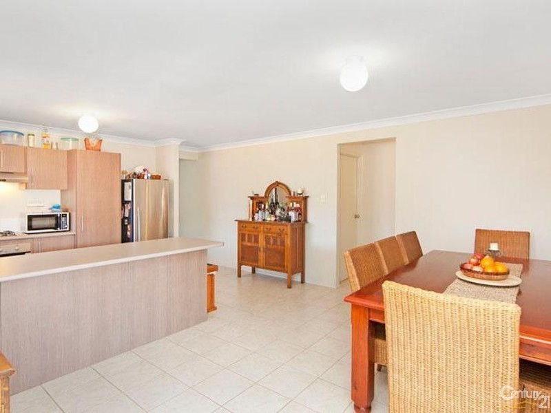 2 Carlisle Street, Hamlyn Terrace NSW 2259
