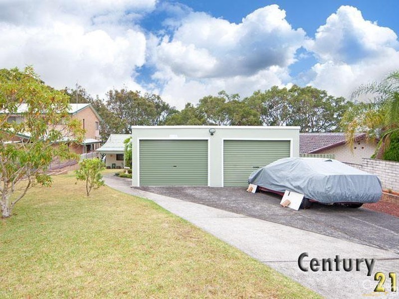 22 Tuggerawong Road, Wyongah NSW 2259