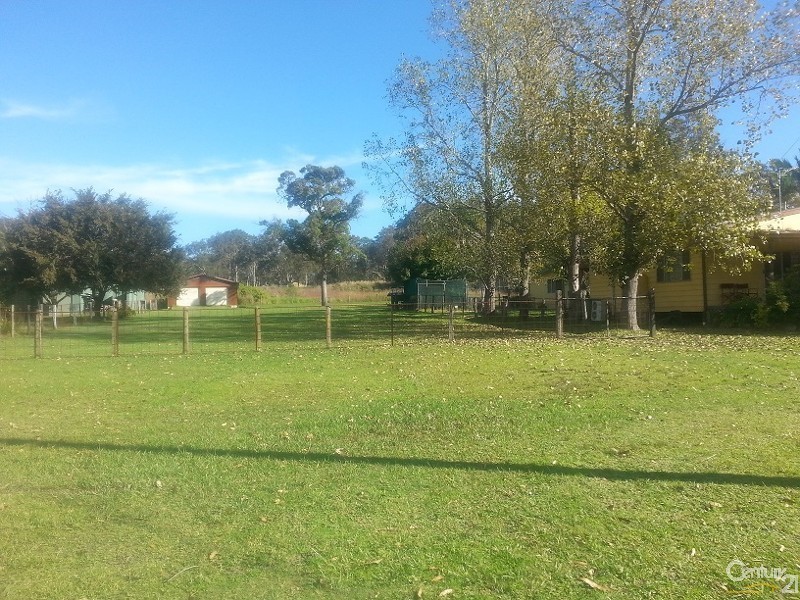 533 Pacific Hwy, Wadalba NSW 2259