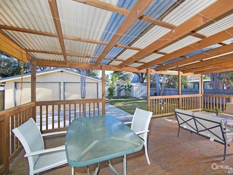 18 Dalnott Road, Gorokan NSW 2263