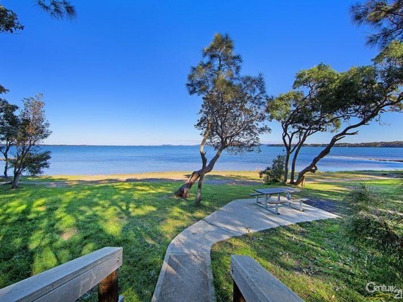 18 Dalnott Road, Gorokan NSW 2263