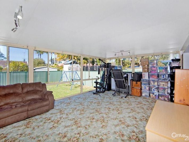 123 Woolana Avenue, Budgewoi NSW 2262